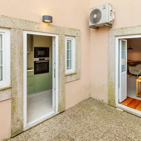 Savvy Signature Apartament *