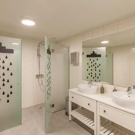 Savvy Signature Porto