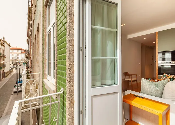 Savvy Signature * Πόρτο