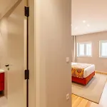 Savvy Signature Porto