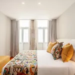 Savvy Signature Apartament
