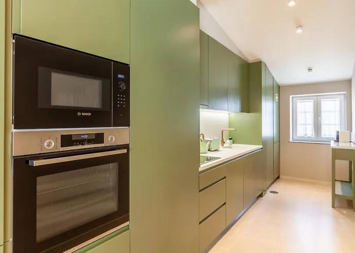 Savvy Signature Porto